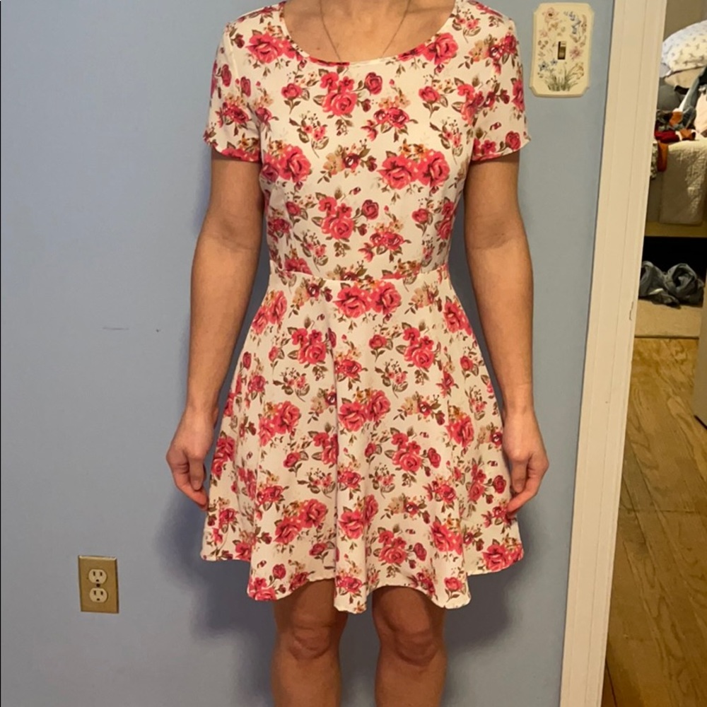 Floral dress - Picture 2 of 2